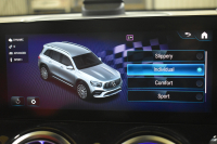 AMG GLB MercedesAMG GLB35 4ﾏﾁｯｸ AMGｱﾄﾞﾊﾞﾝｽﾄﾞ＆ﾊﾟﾌｫｰﾏﾝｽP ﾚｰﾀﾞｰｾｰﾌﾃｨP ﾅﾋﾞP ﾊﾟﾉﾗﾏｻﾝﾙｰﾌ ﾋｰﾀｰｸｰﾗｰ赤/黒革 対話式ﾅﾋﾞ ACC BSM ﾚｰﾝｷｰﾌﾟ AMGｴｱﾛ19AW ｷｰﾚｽGO PTS ﾍｯﾄﾞｱｯﾌﾟD  地ﾃﾞｼﾞﾅﾋﾞ 360ｶﾒﾗ2年保証