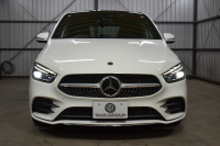 メルセデスベンツ Bクラス B180 AMGﾗｲﾝ AMGﾚｻﾞｰｴｸｽｸﾙｰｼﾌﾞP ｱﾄﾞﾊﾞﾝｽﾄﾞP ﾅﾋﾞｹﾞｰｼｮﾝP ﾚｰﾀﾞｰｾｰﾌﾃｨP ﾊﾟﾉﾗﾏｻﾝﾙｰﾌ 革 HUD 360ｶﾒﾗ ｱﾄﾞﾊﾞﾝｽﾄﾞｻｳﾝﾄﾞ AMGｴｱﾛ18AW ﾃﾞｨｽﾄﾛ ﾌﾞﾗｲﾝﾄﾞS ﾚｰﾝｷｰﾌﾟ MBUXﾅﾋﾞTV ﾌｯﾄｹﾞｰﾄ 2年保証