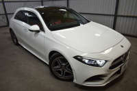 メルセデスベンツ Aクラス A180 ｽﾀｲﾙ AMGﾗｲﾝ AMGﾚｻﾞｰｴｸｽｸﾙｰｼﾌﾞP ｱﾄﾞﾊﾞﾝｽﾄﾞP ﾅﾋﾞｹﾞｰｼｮﾝP ﾚｰﾀﾞｰｾｰﾌﾃｨP ﾊﾟﾉﾗﾏｻﾝﾙｰﾌ 革 HUD 360ｶﾒﾗ ｱﾄﾞﾊﾞﾝｽﾄﾞｻｳﾝﾄﾞ AMGｴｱﾛ18AW ﾃﾞｨｽﾄﾛ ﾌﾞﾗｲﾝﾄﾞS ﾚｰﾝｷｰﾌﾟ MBUXﾅﾋﾞTV 2年保証