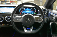 メルセデスベンツ Aクラス A250 4ﾏﾁｯｸ AMGﾗｲﾝ AMGﾚｻﾞｰｴｸｽｸﾙｰｼﾌﾞ ｱﾄﾞﾊﾞﾝｽﾄﾞP ﾚｰﾀﾞｰSP  ﾊﾟﾉﾗﾏｻﾝﾙｰﾌ ﾋｰﾀｰ黒灰革 ﾃﾞｨｽﾄﾛ ﾌﾞﾗｲﾝﾄﾞS Lﾁｪﾝｼﾞ AMGｴｱﾛ18AW ｷｰGO PTS ﾍｯﾄﾞｱｯﾌﾟD 対話式ﾅﾋﾞTV 360ｶﾒﾗ 2年保証