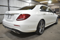 メルセデスベンツ Eクラス E200 AVGｽﾎﾟｰﾂ ﾚｻﾞｰｴｸｽｸﾙｰｼﾌﾞP ﾚｰﾀﾞｰｾｰﾌﾃｨP 1ｵｰﾅｰ ﾊﾟﾉﾗﾏｻﾝﾙｰﾌ 革 ﾌﾞﾙﾒｽﾀｰｻｳﾝﾄﾞ ｴｱﾊﾞﾗﾝｽP ｵｰﾄﾄﾗﾝｸ AMGｴｱﾛ19AW ﾃﾞｨｽﾄﾛﾆｯｸ ﾌﾞﾗｲﾝﾄﾞｽﾎﾟｯﾄ ﾚｰﾝｷｰﾌﾟ ﾅﾋﾞTV 360ｶﾒﾗ ｷｰﾚｽｺﾞｰ 2年保証