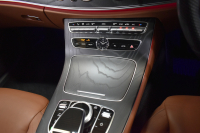 メルセデスベンツ Eクラス E300 AVG ｽﾎﾟｰﾂ ｴｸｽｸﾙｰｼﾌﾞ ﾚｰﾀﾞｰｾｰﾌﾃｨP 中期型 全席ﾋｰﾀｰ革 ﾃﾞｨｽﾄﾛ AMGｴｱﾛ19AW ｷｰGo ﾌｯﾄｹﾞｰﾄ ﾍｯﾄﾞｱｯﾌﾟD ﾌﾞﾙﾒｽﾀｰS ﾅﾋﾞTV 360ｶﾒﾗ 2年保証